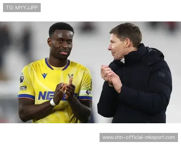 曼城确认格伊以2300万欧元转会加盟，蓝月亮后防深度进一步加强