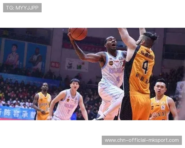 广东宏远萨林杰手感低迷,得分不多 广东宏远萨林杰手感低迷,得分不多