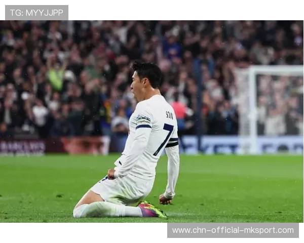 热刺逆转惊魂，凯恩替身再度爆发，凯恩在热刺穿过几号